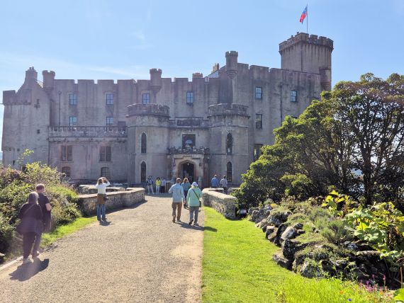 Dunvegan Castle Dunvegan Castle is the seat of the MacLeod of MacLeod, Chief of the Clan MacLeod.